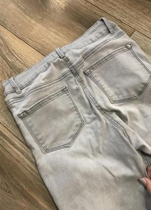 Женские обтягивающие джинсы светло серые эластичные4 фото
