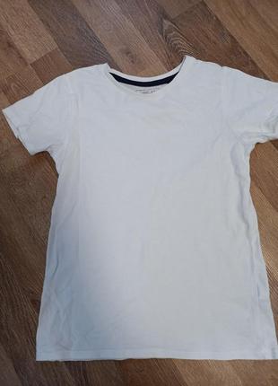 Футболка біла базова