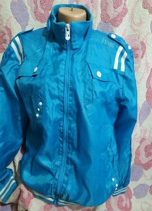 Куртка ветровка