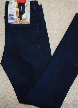 Розкішні стрейчеві джинси скінні esmara німеччина3 фото