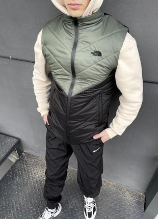 Мужская тёплая жилетка безрукавка the north face