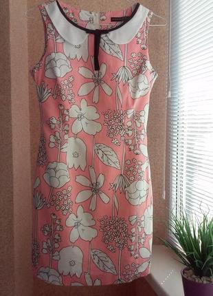 Супер романтичное платье мини в цветочный принт из натуральной ткани. от h&m