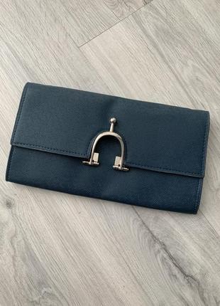 Сумочка-клатч