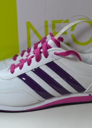 Adidas neo 38.5р кроссовки оригинал новые.