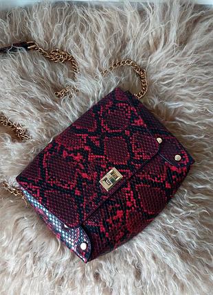 Сумка кросс боди мини черная бородовая змеиный принт new look ♥️