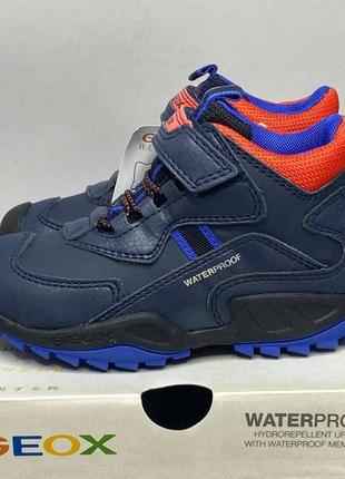 Детские утепленные ботинки geox savage waterproof  27,30,31,32 р демисезонные водонепроницаемые евро