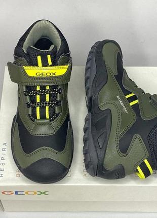 Дитячі утеплені черевики geox savage waterproof 27-32 р демісезонні водонепроникні євро зи...