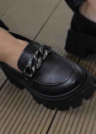 Жіночі туфлі лофери з ланцюжком3 фото