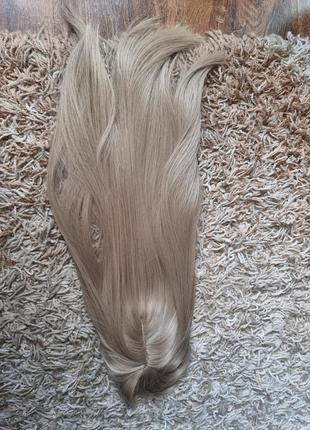 Перука блонд топер накладка на голову з волоссям світле волосся з чубчиком парик светлий волос с челкой8 фото