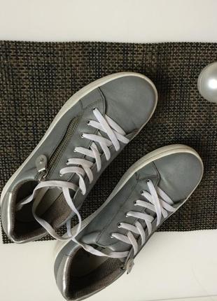 Жіночі кросівки срібні foot flexx устілка 26 см3 фото