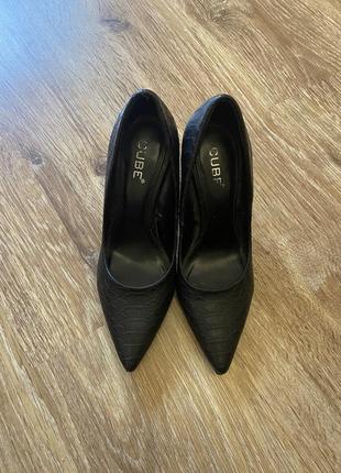 Шикарные, туфли лодочки 👠, отличный вариант на выход 👌3 фото