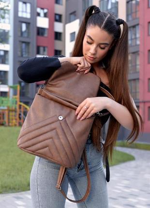 Жіночий рюкзак-сумка sambag loft строчений - коричневий10 фото