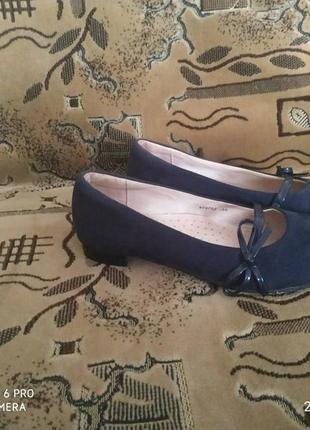 Туфлі flamingo. натуральна шкіра. розмір 35. устілка 23 см