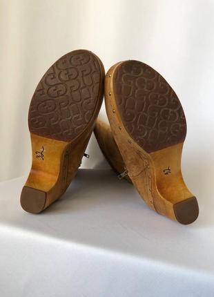 Ugg rosabella 1956 замшеві чоботи на підборах високі коричневі4 фото