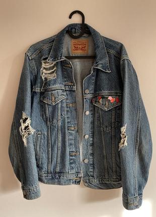 Джинсовая куртка levis