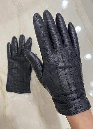 Чорні шкіряні рукавички1 фото