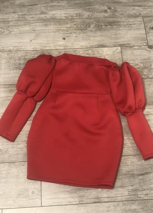 Вечірня сукня / вечірнє плаття