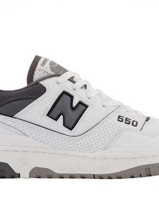 Лаконічні кросівки new balance 550 bb550wtg