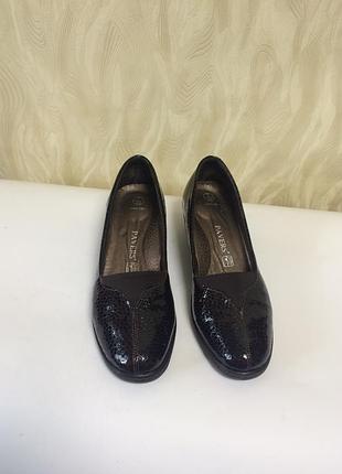 Шкіряні комфортні туфлі pavers" р. 38