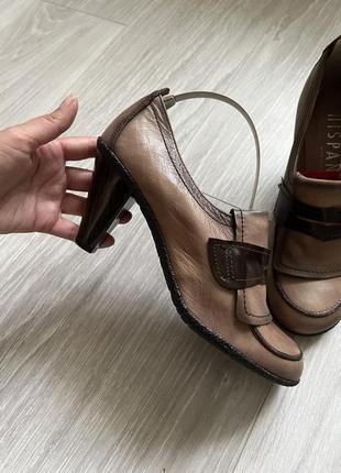 Шкіряні іспанські туфлі zara