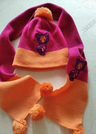 Шапочка и шарфик - трикотажный демисезонный комплект для девочки