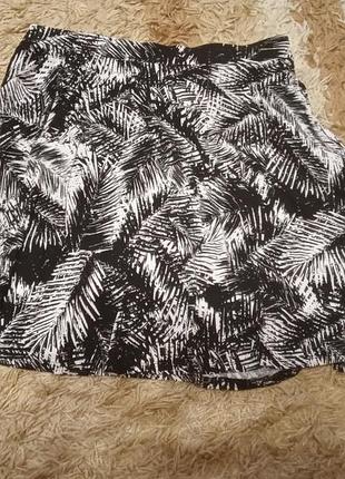 Красивая юбочка клеш наш размер 50 uk 14 eur 42