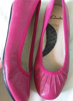 Кожаные туфли балетки clarks размер 39,51 фото