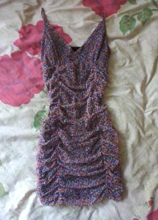 Сукня в квітковий принт