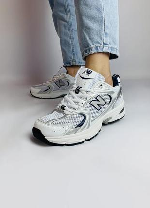 Женские кроссовки new balance 530