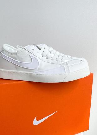 Кросівки blazer low