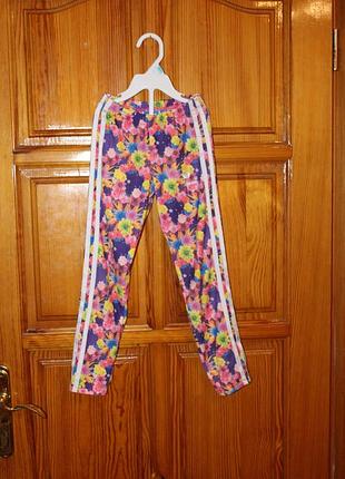 Спортивные штаны adidas на 5-7 лет