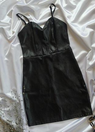 Шикарне чорне плаття від shein