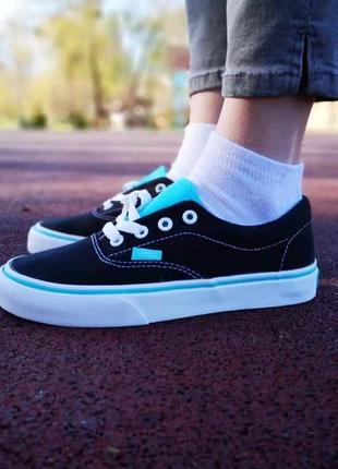 Жіночі кеди vans