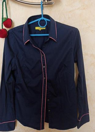 Красивая котоновая рубашка