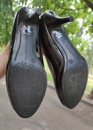 Жіночі шкіряні туфлі marks & spencer collection.4 фото