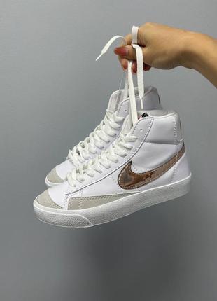 Кросівки жіночі nike blazer mid 77 vintage white gold logo/кроссовки женские найк блэйзер винтаж7 фото