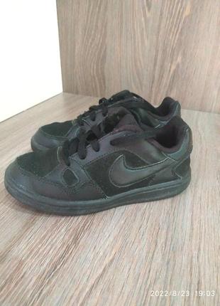 Кросівки nike
