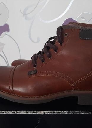 Черевики демісезонні 41р по устілці 26 см(португалія)