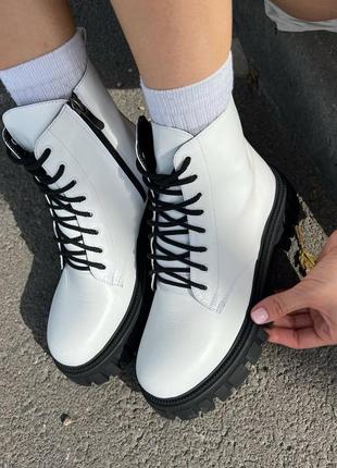 Білі шкіряні осінні черевики ботінки 😍