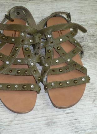 Шкіряні босоніжки, сандалі promod , р 39 , устілка 25,5 см стан відмінний