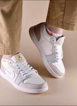 Женские кроссовки nike air jordan low beige8 фото