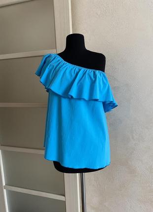 Блакитна блуза з відкритими плечами голубая блузка  блуза с открытыми плечами1 фото