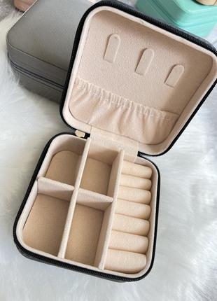 Шкатулка для украшений для хранения и путешествий органайзер коробочка