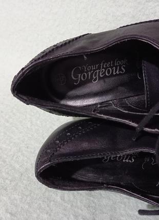 1  натуральные кожанные черные туфли оксфорды на высоком устойчивом каблуке кожа шкіра4 фото
