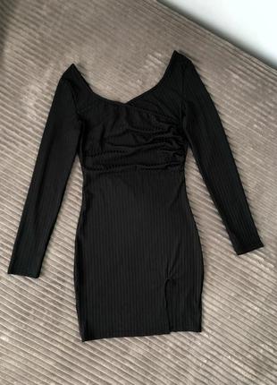 Чорне міні плаття в рубчик сукня міні сукня з розрізом6 фото