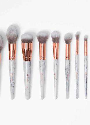 Кисть для тіней bh cosmetics 8 classic eye blending brush з набору marble luxe brush set 10 pc4 фото