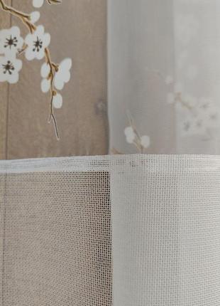 Готова тюль з білої сіточки і сакури, на тасьмі