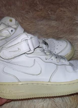 Жіночі високі біілі кросівки nike air original,36-37