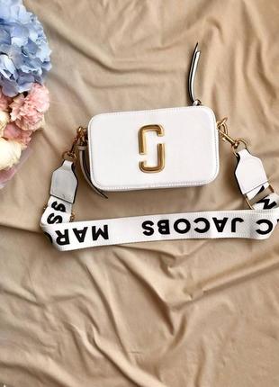 Marc jacobs snapshot white gold жіноча стильна біла міні сумочка марк джейкобс белая женская сумка с ремешком новинка