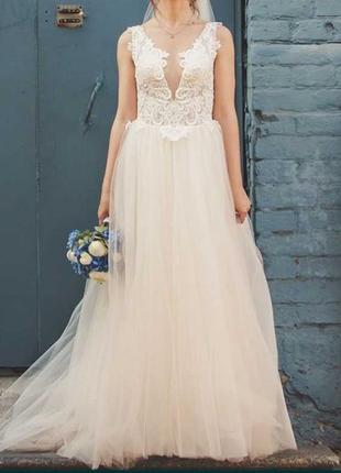 Весільну сукню + фата4 фото